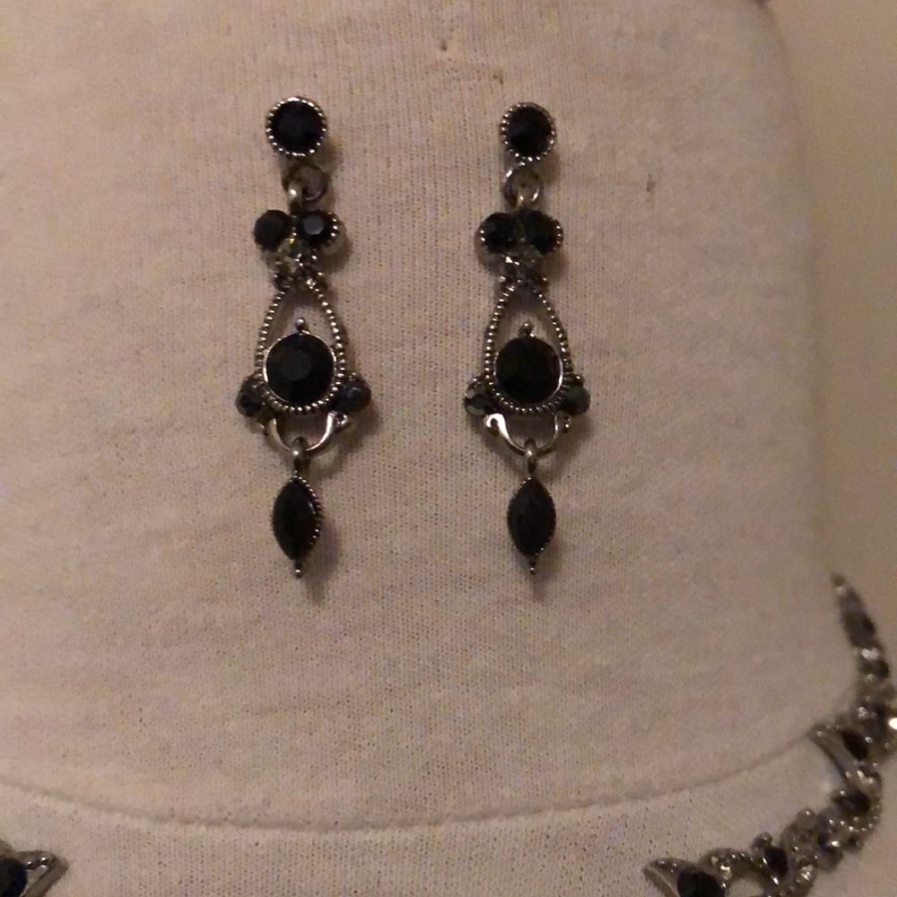 Austrian Crystal Set - Picture 3 of 4